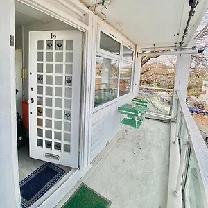  Homestay Canary Wharf Serviced United Kingdom