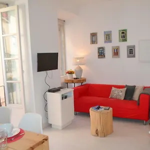 Tp Farinhas 5, Downtown Apartment